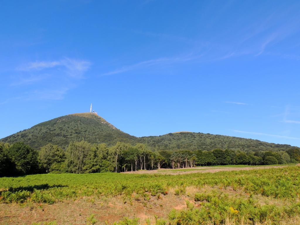 Vvf Correze Pays D'Eygurande Hotell Exteriör bild
